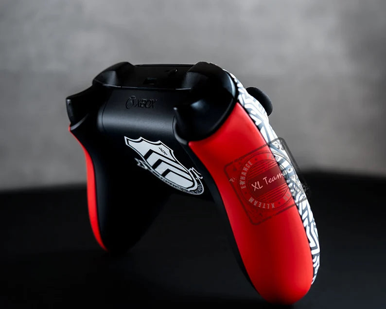 Custom Persona 5 Makoto Niijima Themed Xbox One Series S X Controller